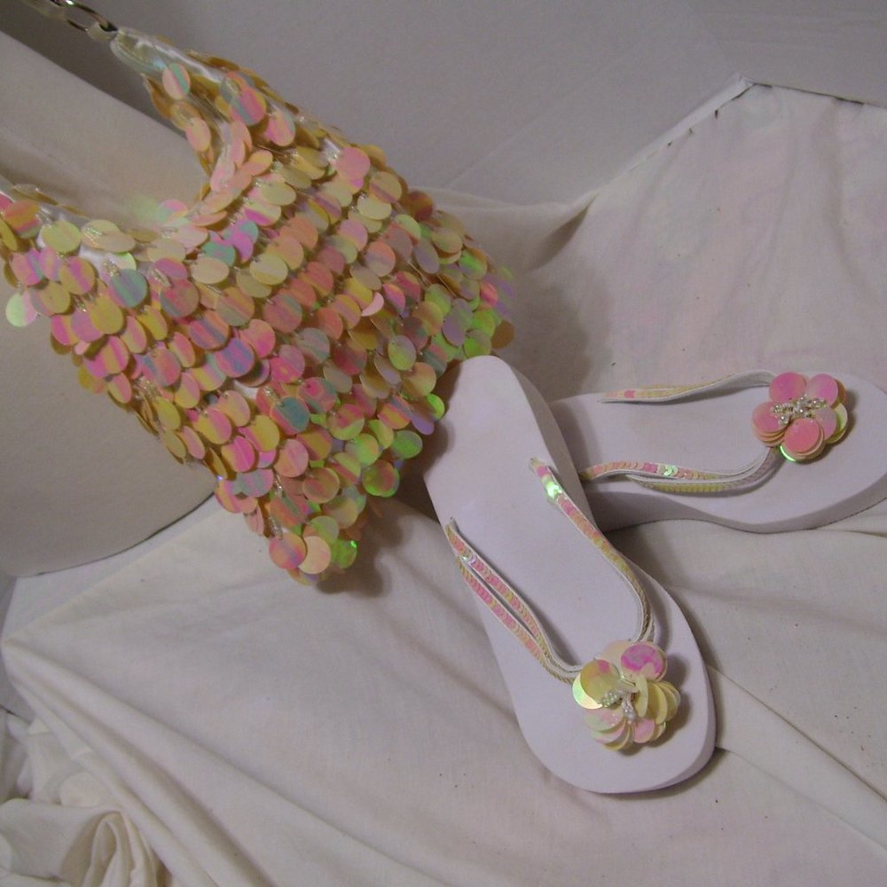 Apt. 9 Fashion Handbag White Pink  with AB Palliettes Sequins Sandals Size 10
